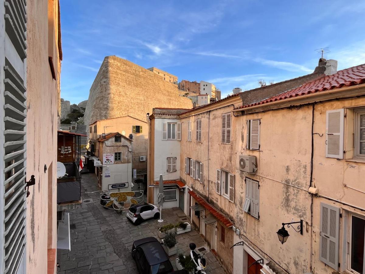 Appartement Spacieux En Face Du Port Calvi  Eksteriør bilde